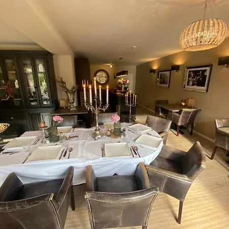 Flora & Fauna (adults Only) 3*
