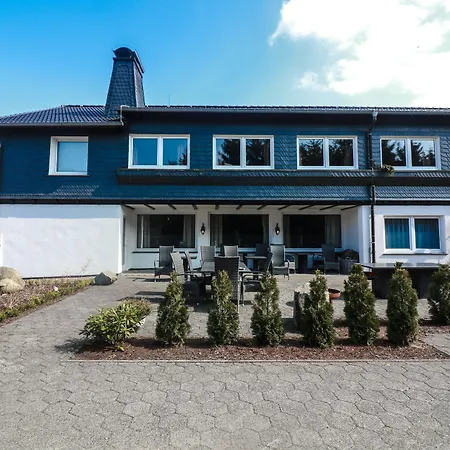 Flora & Fauna (adults Only) Винтерберг