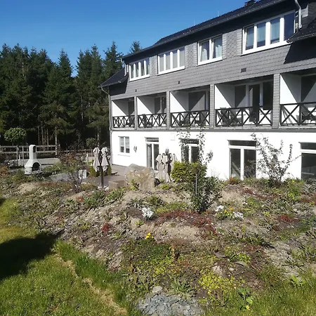 Flora & Fauna (adults Only) 3*